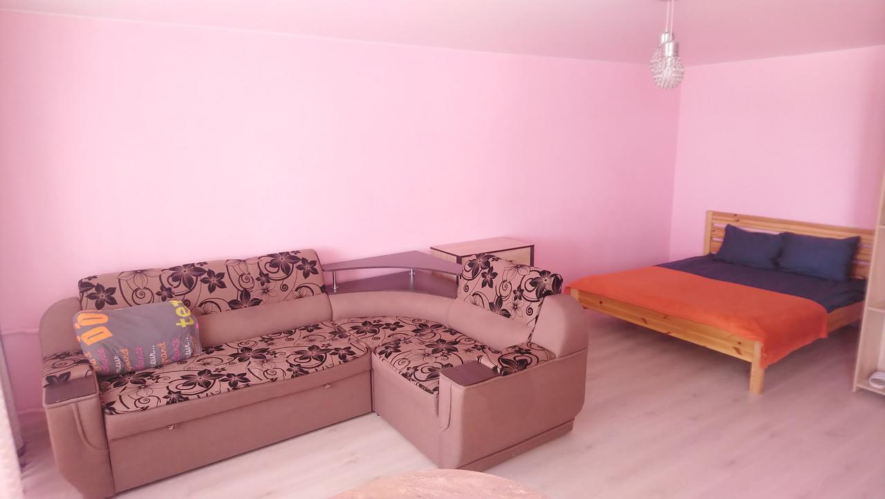 Apartment Theatre Schepkina Soemy Buitenkant foto